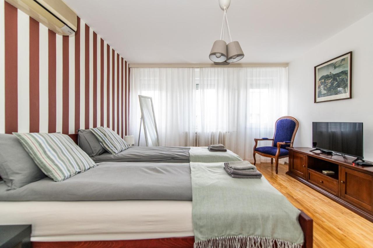 7 Heaven Lägenhet Belgrad Exteriör bild