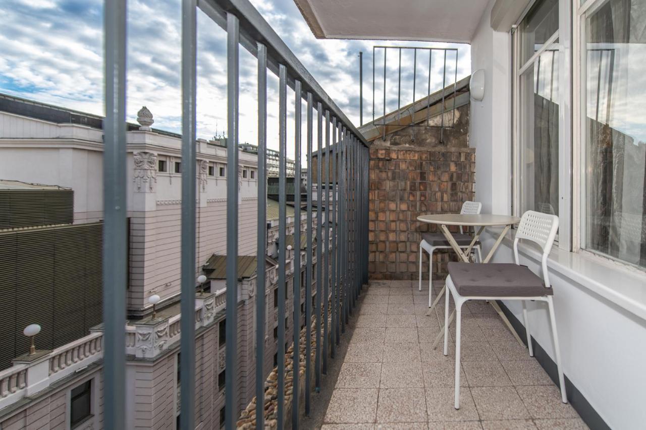 7 Heaven Lägenhet Belgrad Exteriör bild